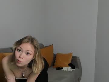 girl
        ur_kawaii cam image #1738347