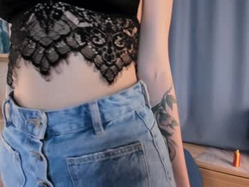 girl
        shirleywatson cam image #684283
