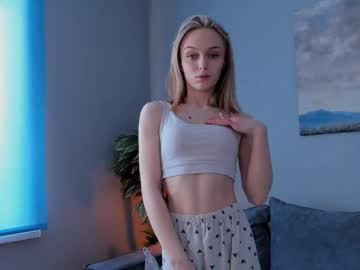 girl
        edaclose cam image #6214414