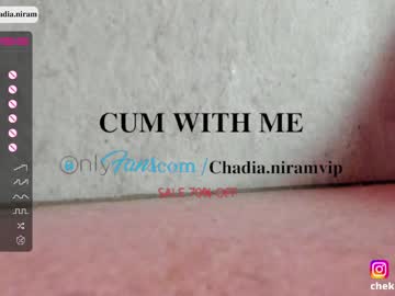 girl
        chadianiram cam image #2042850