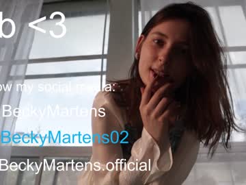 girl
        beckymartens cam image #2686156